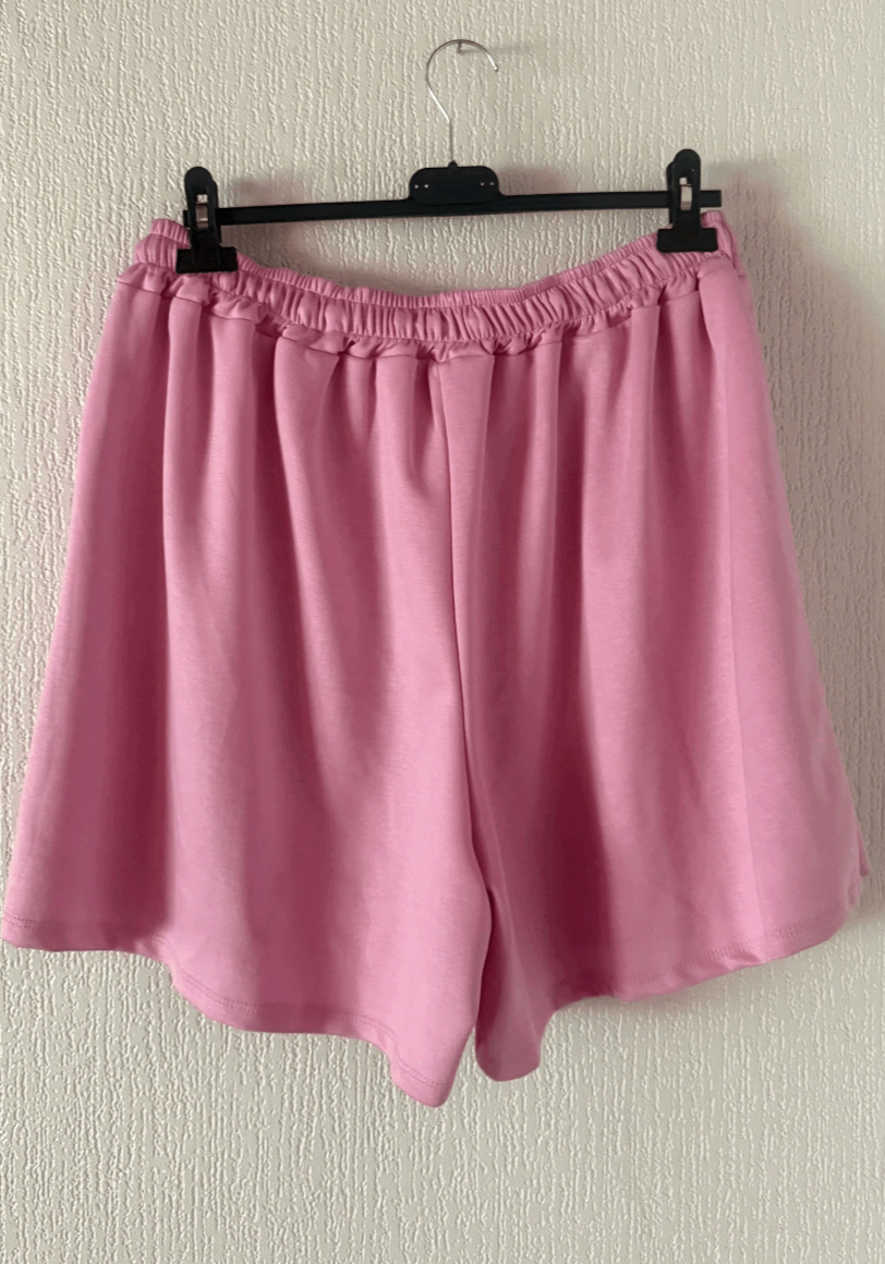 Short OLIVIA